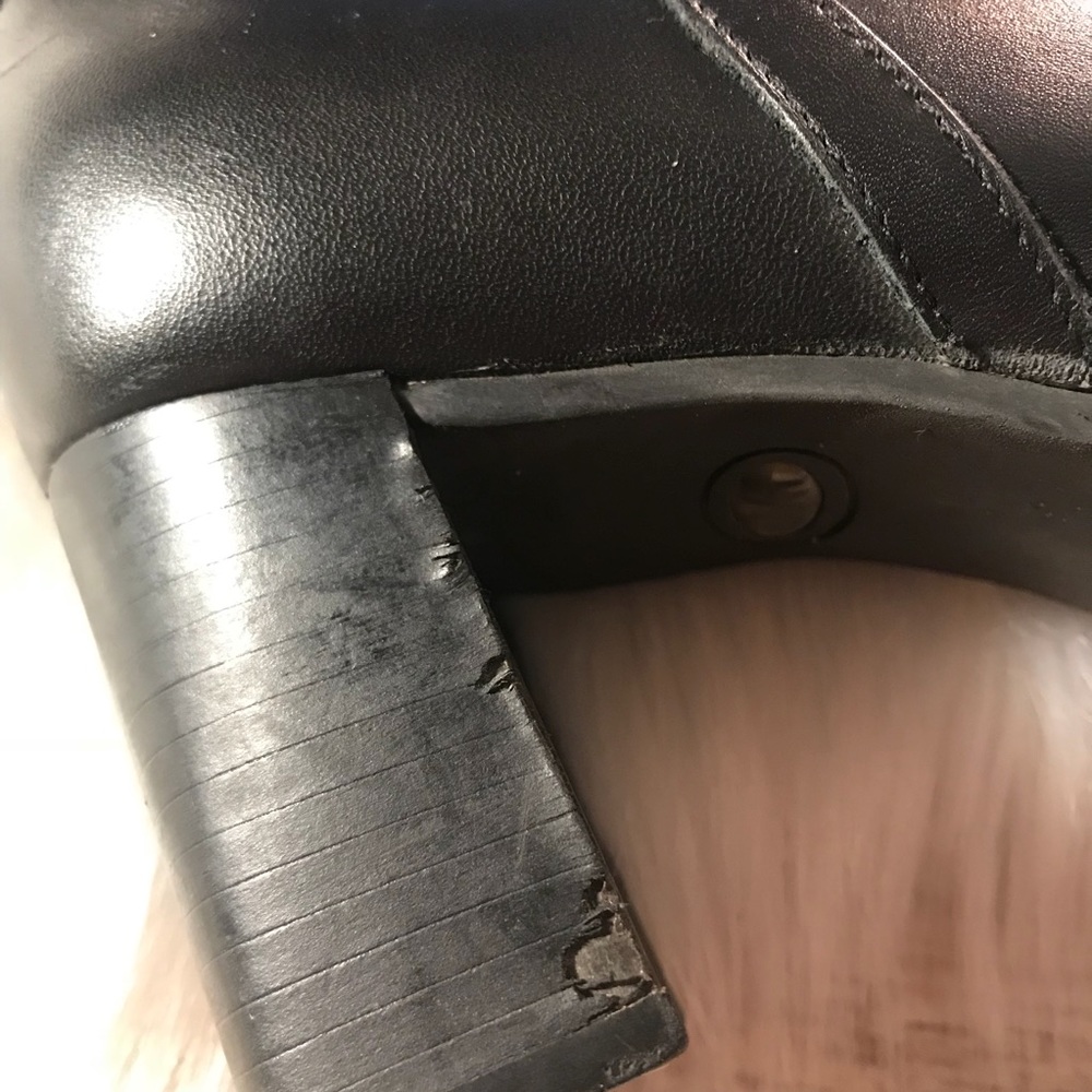 Caressa black leather boots sz6 good condition. - Picture 3 of 8